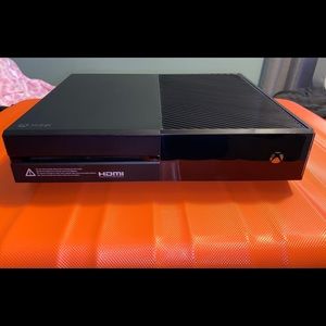 Xbox One (500GB)